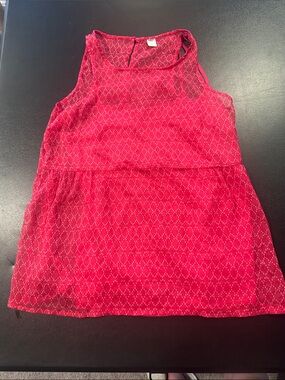 Old Navy Red Sleeveless Tank Top with Subtle Diamond Pattern